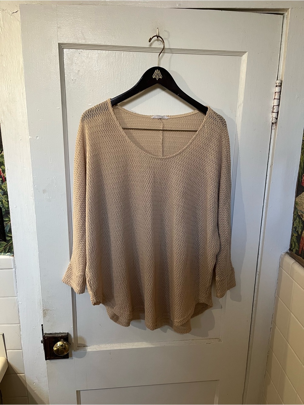 Loveriche Lightweight Knit Pullover Sweater Women's Small Beige Tan Slouchy EUC